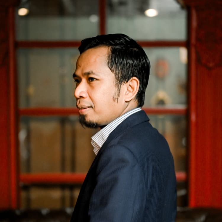 Zainudin, S.H.I.
